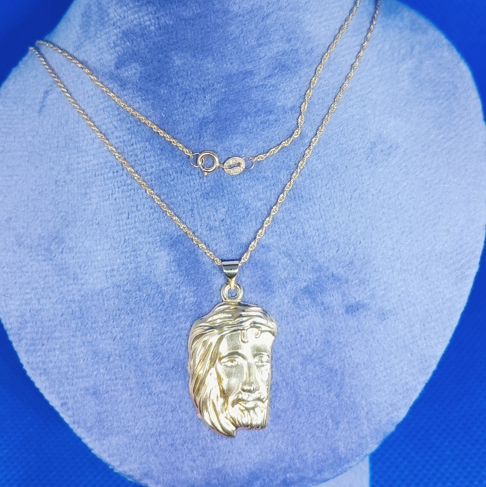 Jesus pendant With rope chain Code 750 18k Saudi Gold Pawnable Real Gold 1.2grms - Picture 4 of 8